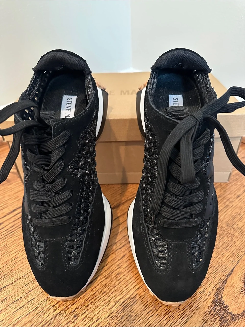 Steve Madden Campo Sneaker